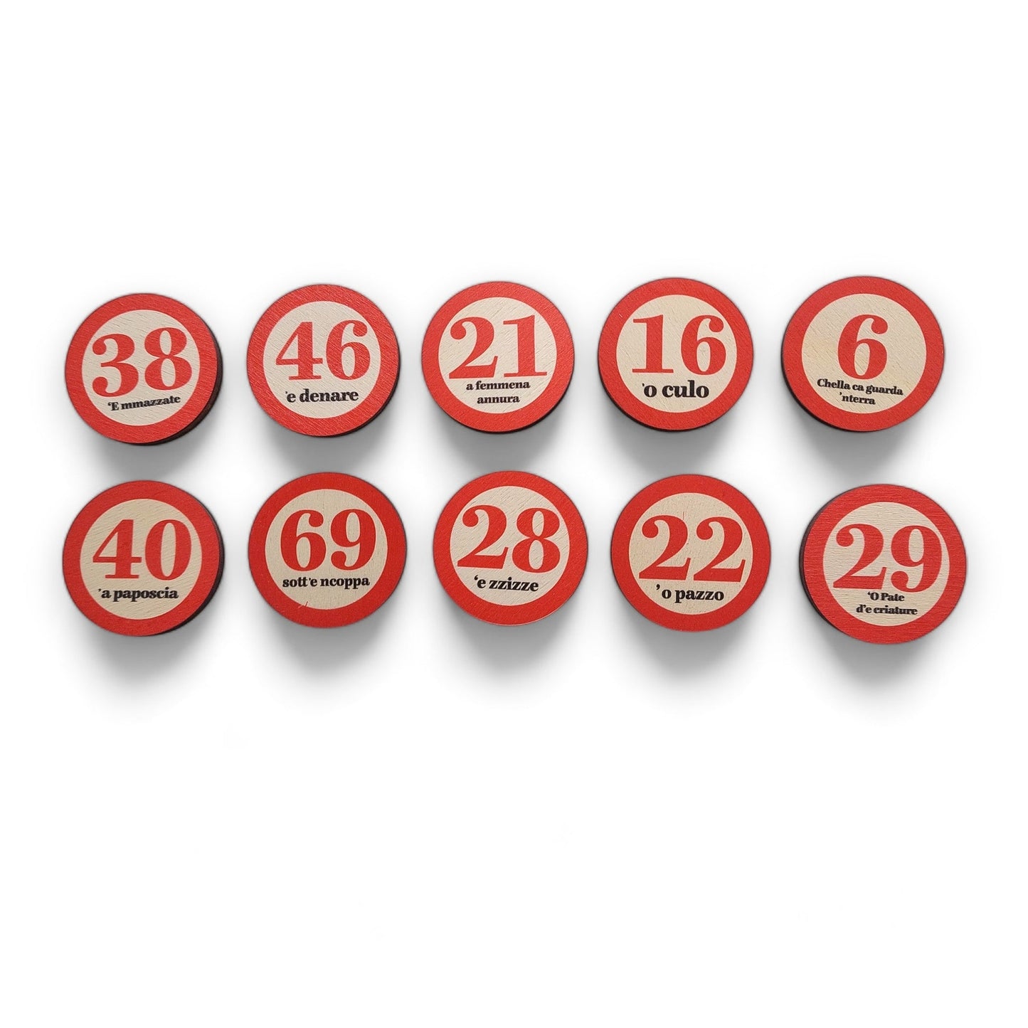 Calamita in legno a forma di numero della tombola napoletana