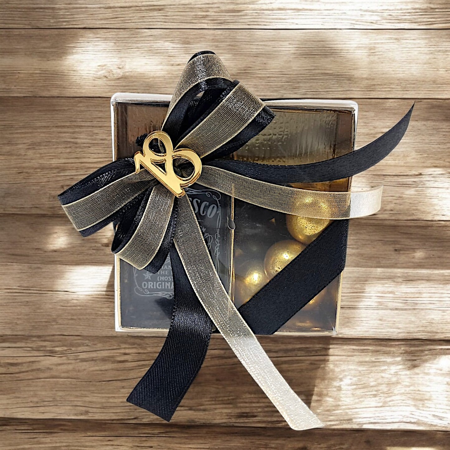 Accendino personalizzato in tema etichetta whisky, per festeggiare il compleanno