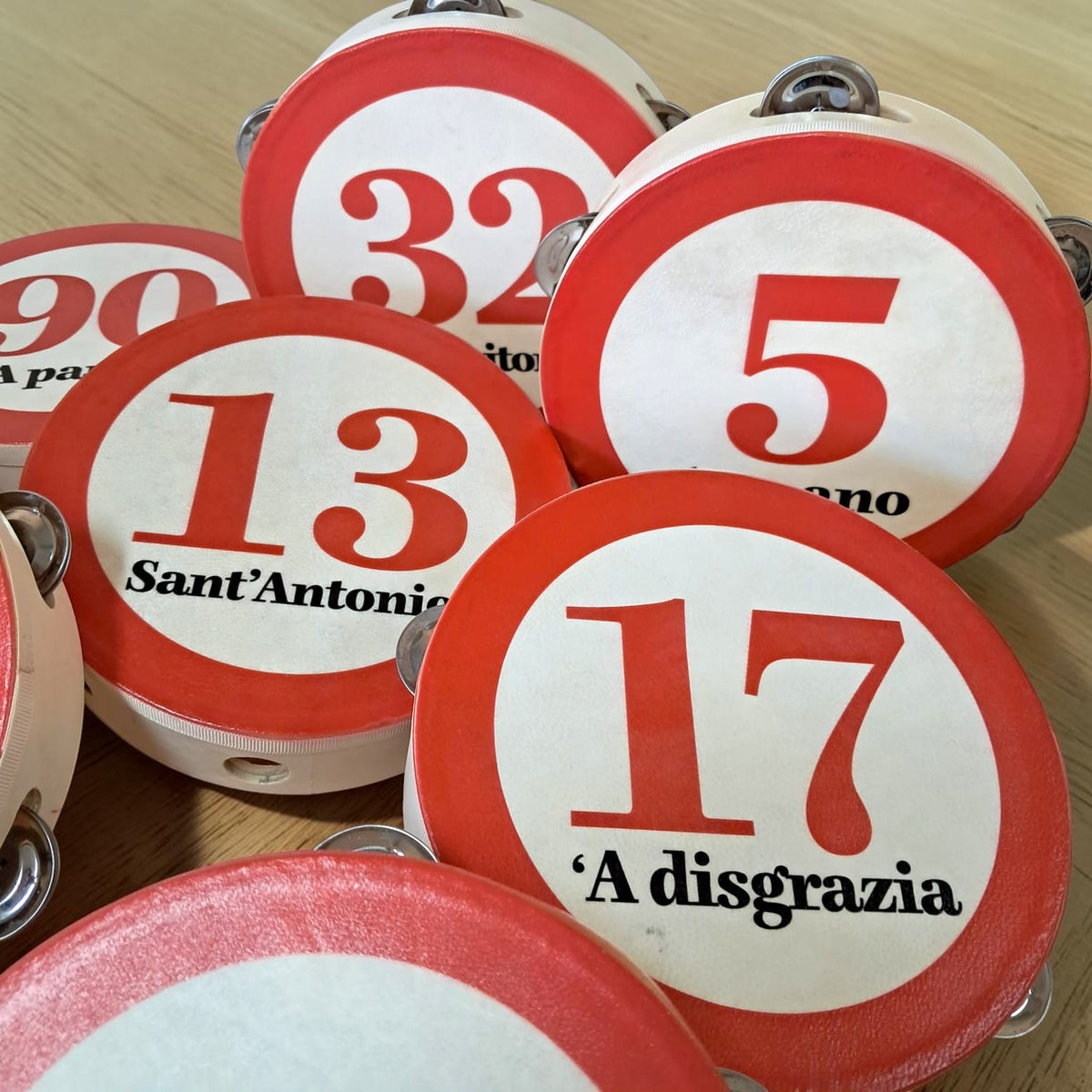 Tambourine with Neapolitan bingo number