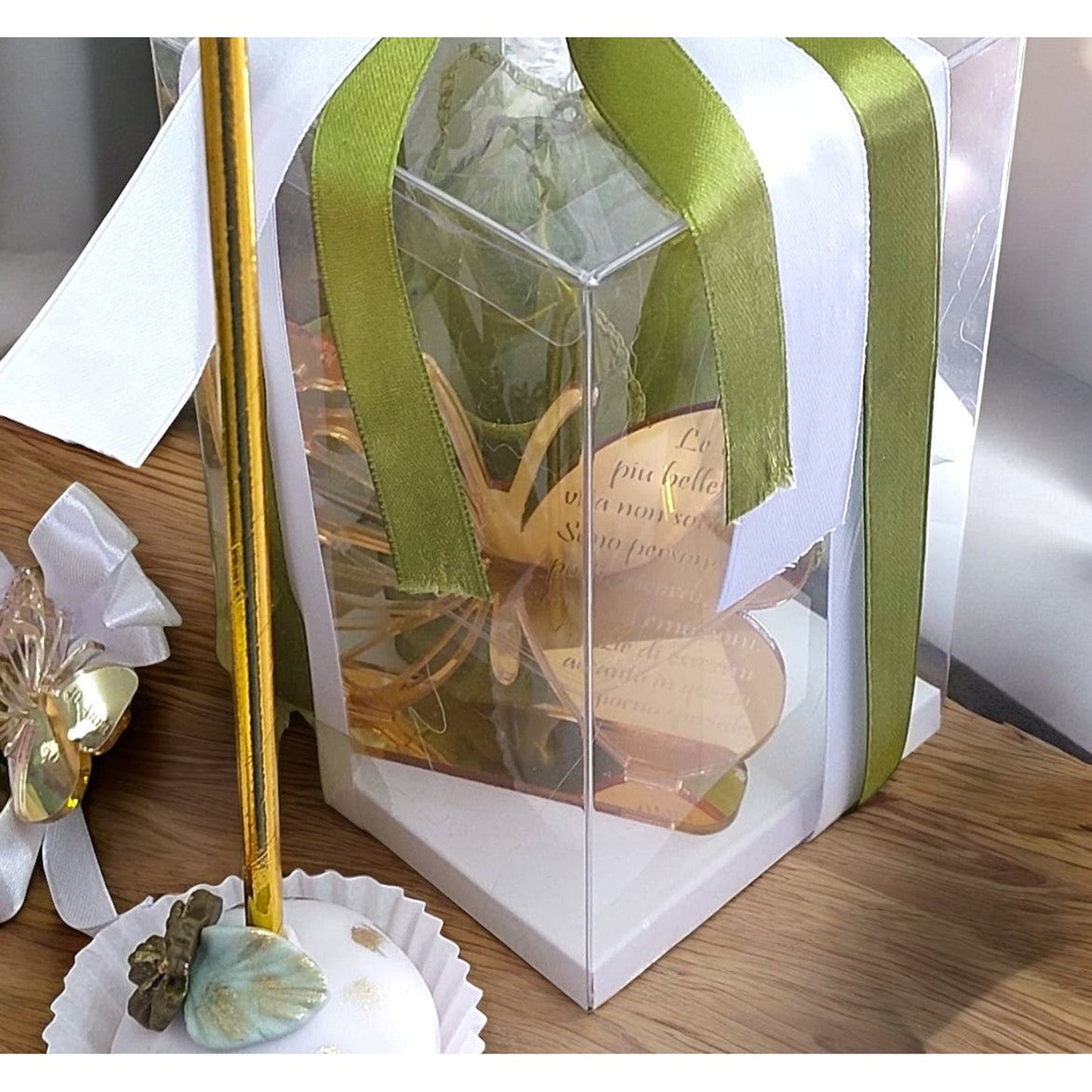 Farfalla in plexiglass personalizzata con incisione
