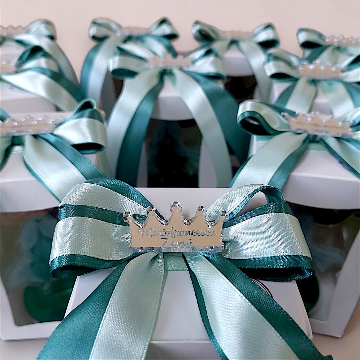 Birthday favor, customizable with an image of your favorite character