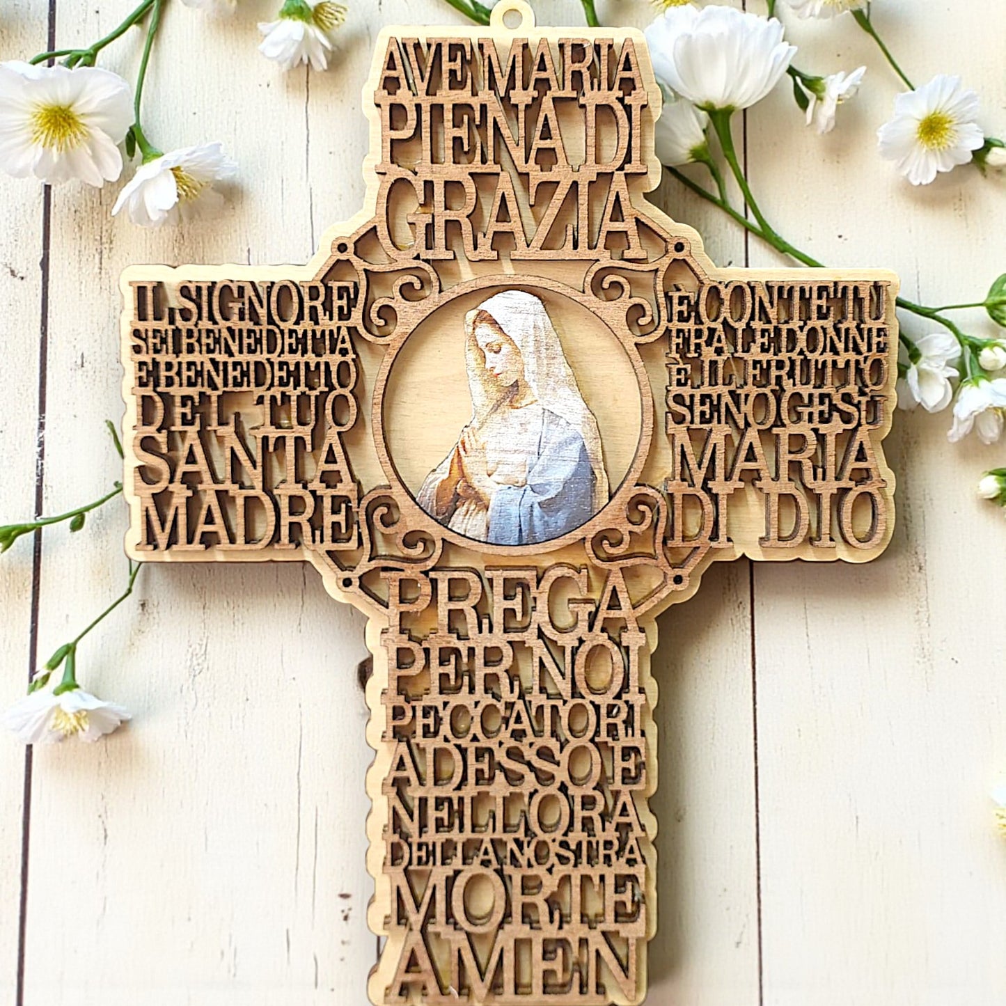 Croce in legno con preghiera in rilievo