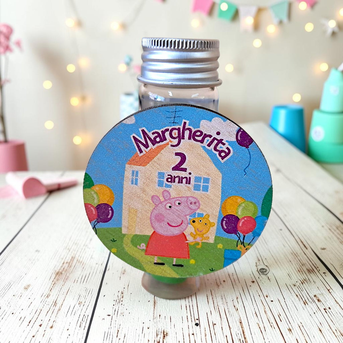 Personalized magnets in your chosen theme for party favors