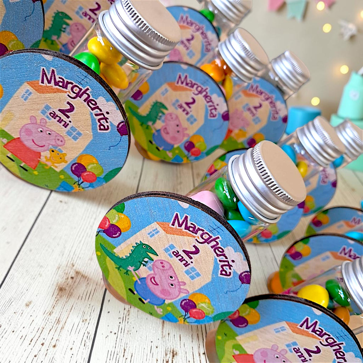 Personalized magnets in your chosen theme for party favors