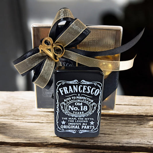 Accendino personalizzato in tema etichetta whisky, per festeggiare il compleanno