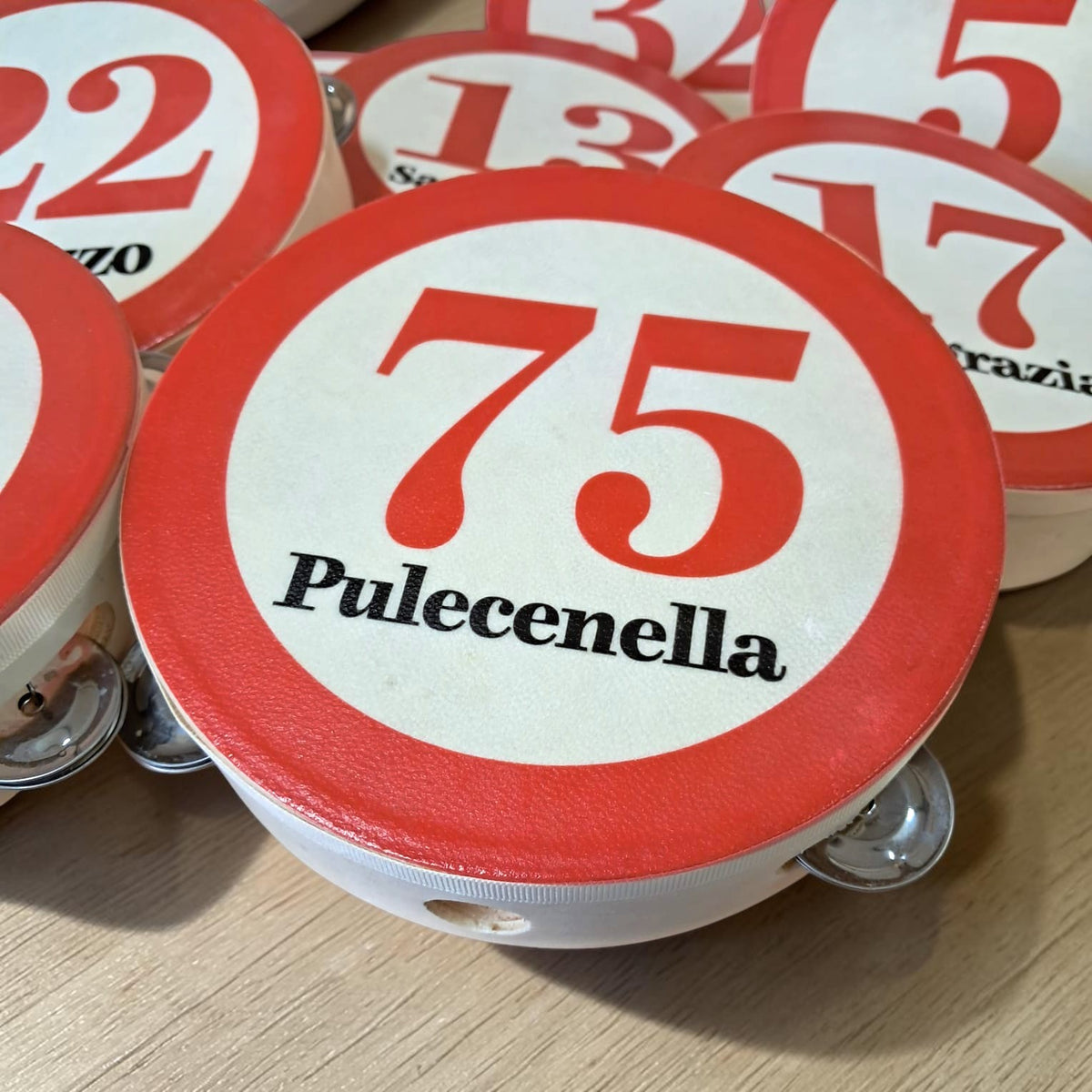Tambourine with Neapolitan bingo number