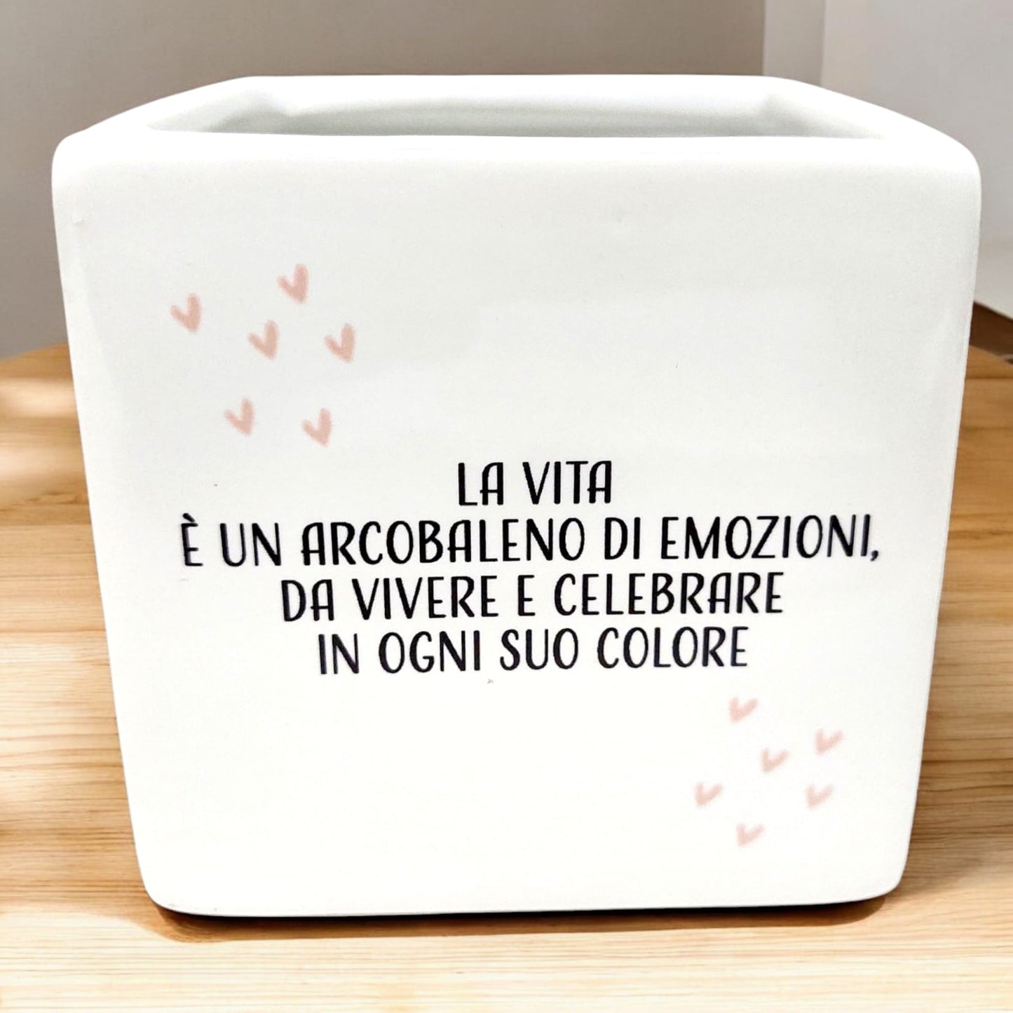 Vasetto in tema arcobaleno
